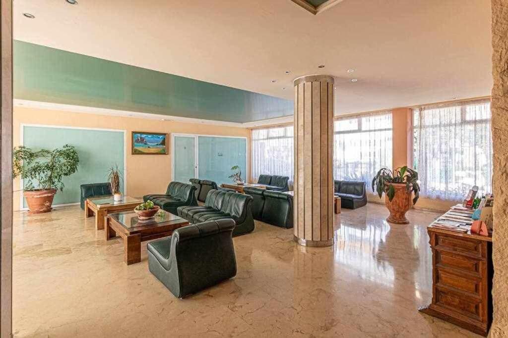 בנאלמדנה 797 Holiday Rentals - Equipado Estudio Cerca Del Parque La Paloma מראה חיצוני תמונה
